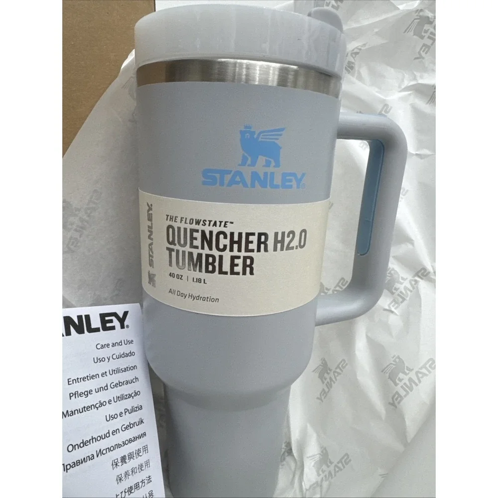 Stanley 40 oz The Quencher H2.0 Flowstate Tumbler Lite Gray W/blue Accent New - Picture 2 of 5